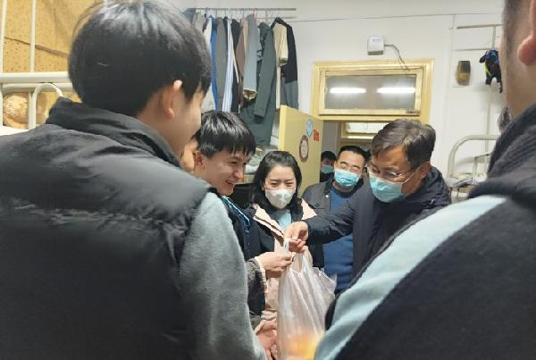 “研”途有我  温暖相伴  ——机械与材料工程公司关心关爱考研员工