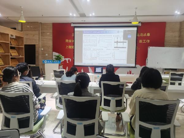 机械与材料工程公司  召开联合培养研究生学位预答辩暨学术交流