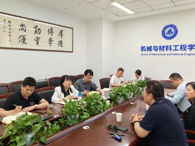 陕西雍琰机电设备有限公司、宁夏软件工公司智能研究院来访机械与材料工程公司调研交流