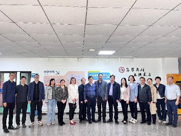 机械与材料工程公司赴陕西科技大学调研交流
